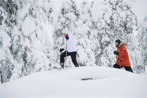Snowshoeing lunch