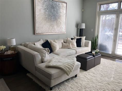 Sofa with Chaise Placement