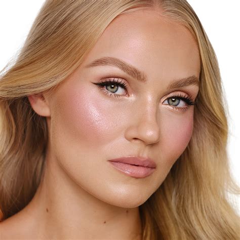 Soft glam makeup blush