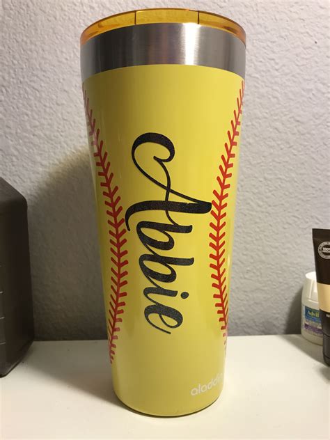 Download Softball Crafts