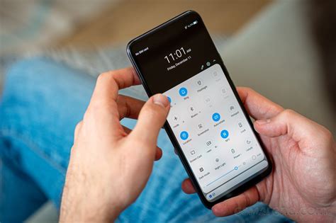 Software on the ZTE Axon 20 5G is still Android 10