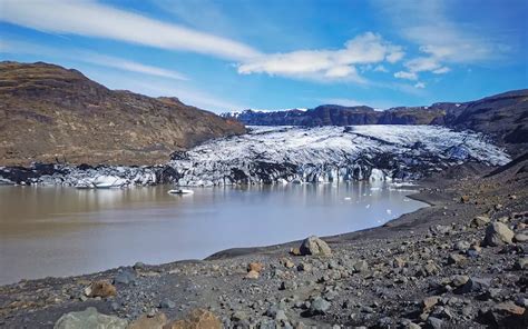 Solheimajokull seasons
