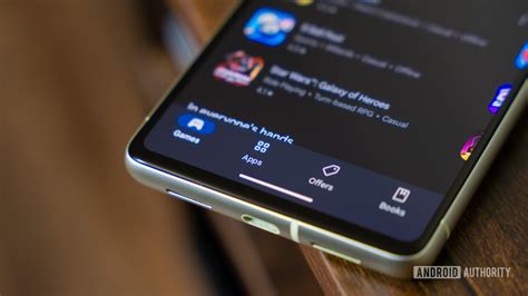 Some users recently found the “last updated” section missing from the Play Store