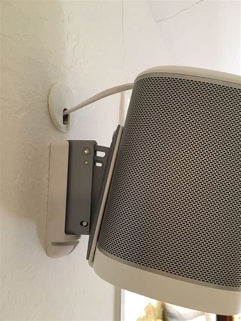 Flush mounted Symfonisk speaker with hidden cables. sonos