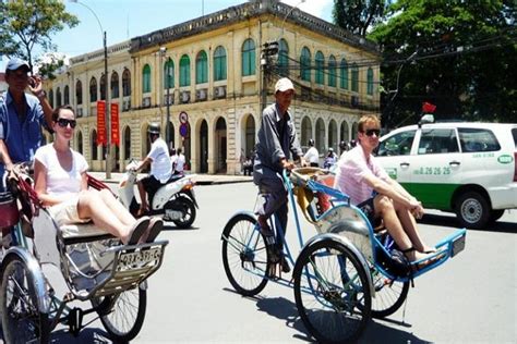 Sounds Smells Views Cyclo