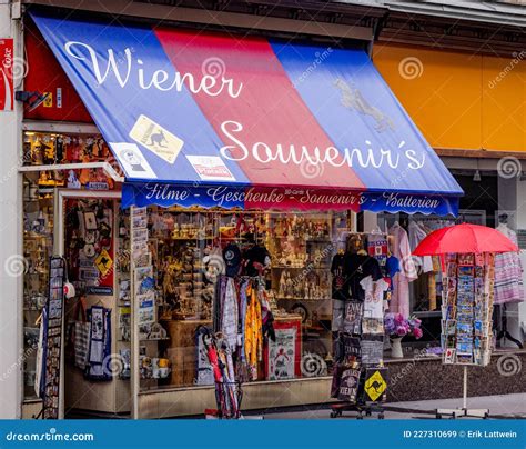 Souvenir Shops Vienna