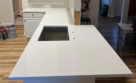 Sparkling White Quartz Countertops