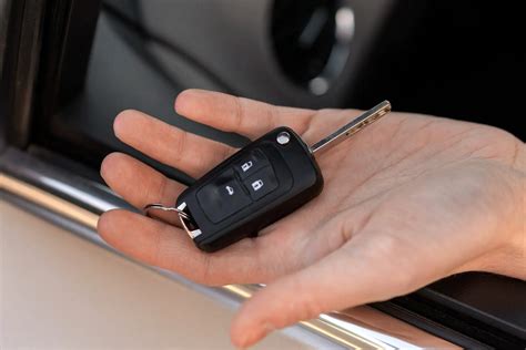 Specialized Transponder Key Cutting and Programming