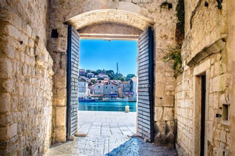 Split and Trogir Tour Options