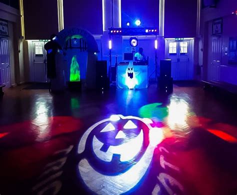 Spooky First Dance Inspiration
