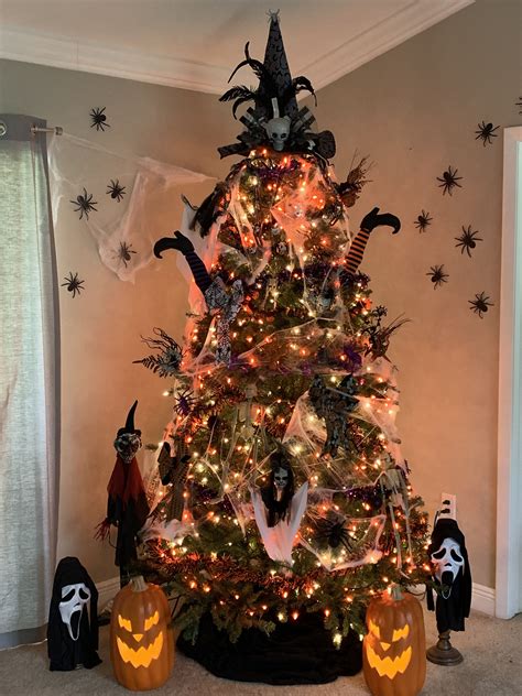 Spooky Halloween Trees