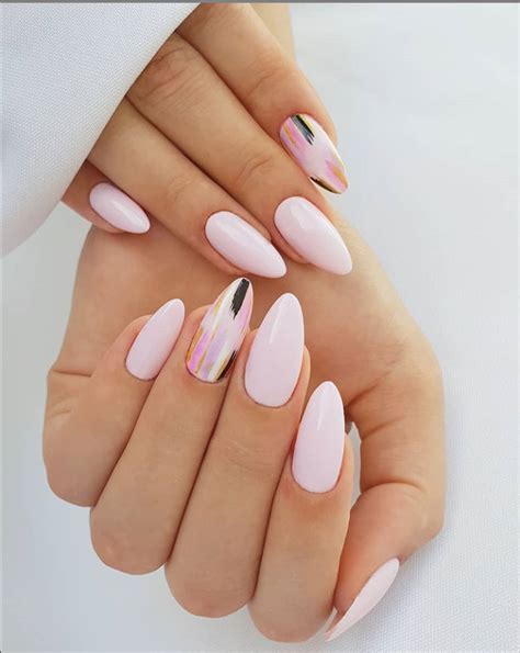 80 Pretty Acrylic Short Almond nails Design You Can’t Resist In Spring