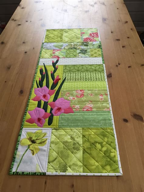 Spring Table Runner Patterns