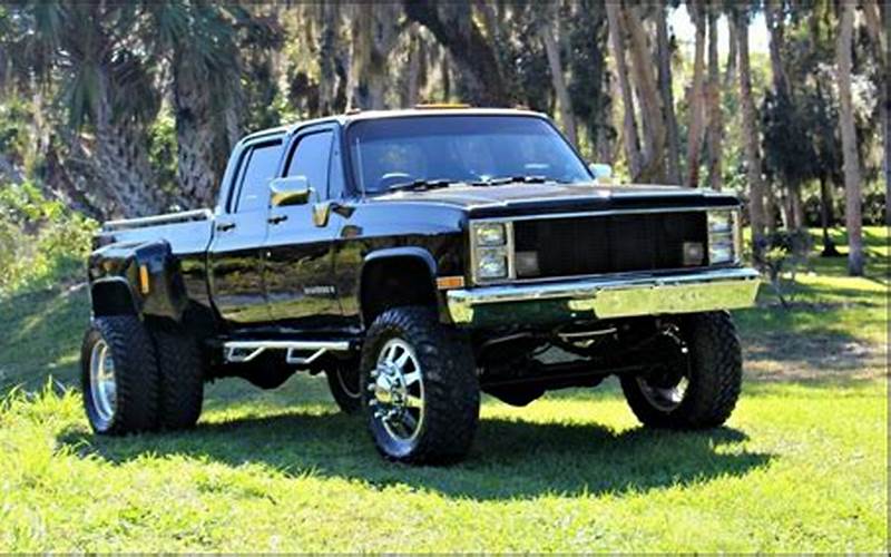 Square Body Chevy Cab