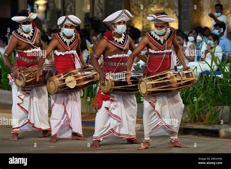 Sri Lankan drummers