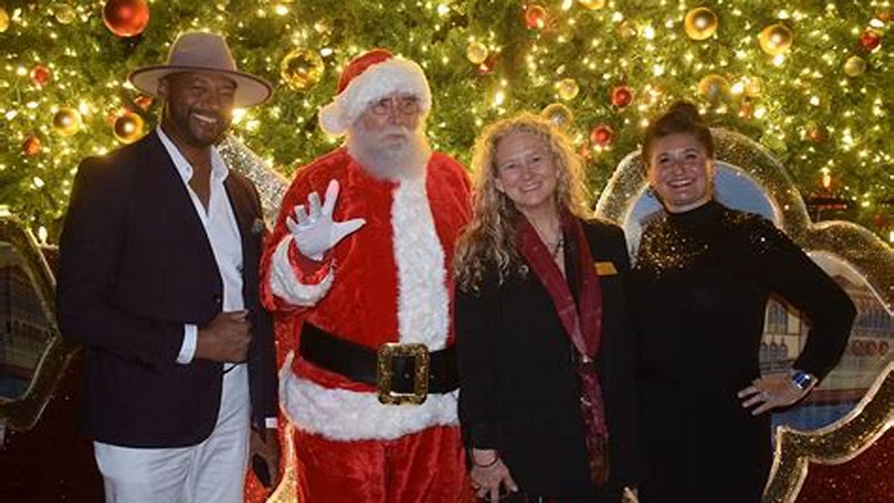 St Armands Tree Lighting 2024