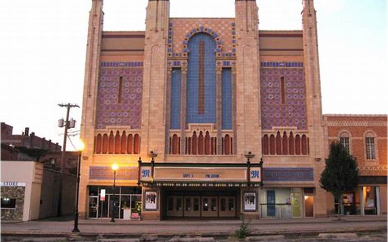 St Joseph Mo Movie Theater Amenities