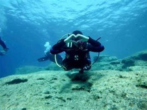 St Julians diving experience