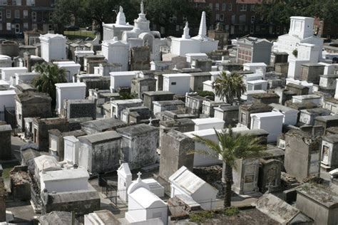 St. Louis Cemetery No. 1