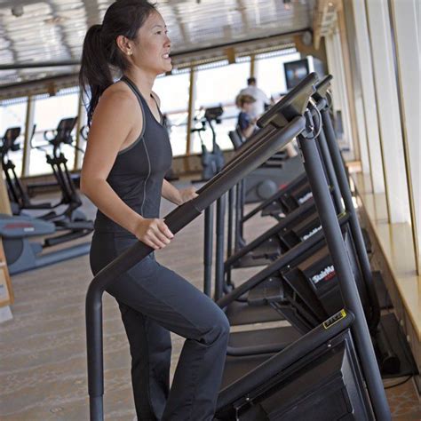 Stair Climber Workout For Fat Burning: Tips For 2023