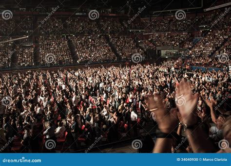 Standing Ovation Concert