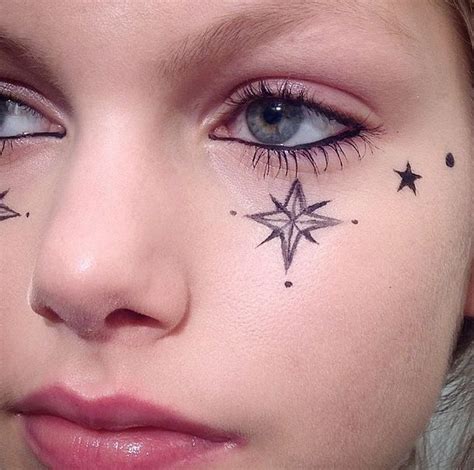 What Does A Star Tattoo Under The Left Eye Mean QTATO