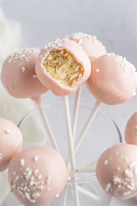 Indulge in Delicious Starbucks Cake Pops at Home with This Easy Recipe!