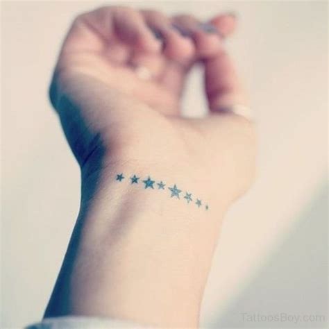 82 Unique Star Tattoos For Wrist
