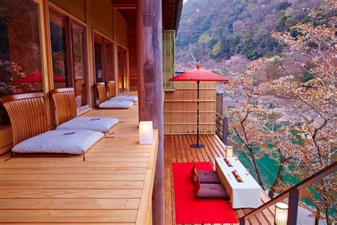 Staying At One of The BEST Hotels in Japan