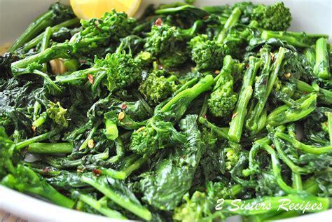 Steaming Broccoli Rabe