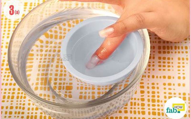 Step 5: Soak Your Nails In Acetone