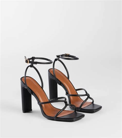 Step into Style: Designer Heels at Unbeatable Prices