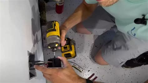 Installing a 230V Outlet