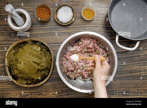Step-by-Step Guide to Preparing the Meat Filling