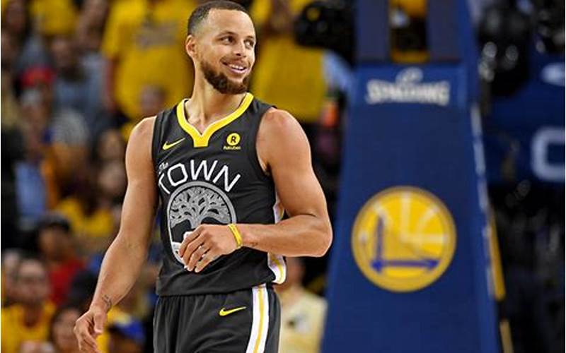 Stephen Curry Setting Records