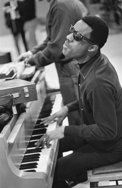 Stevie Wonder piano