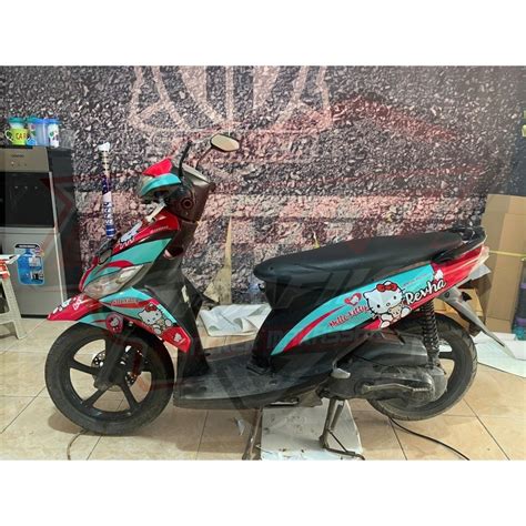 Stiker Motor Mio Hello Kitty