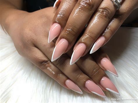 24Pcs Light Pink Sharp Stiletto French Nails Medium White Tips
