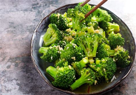Stir-Frying Broccoli