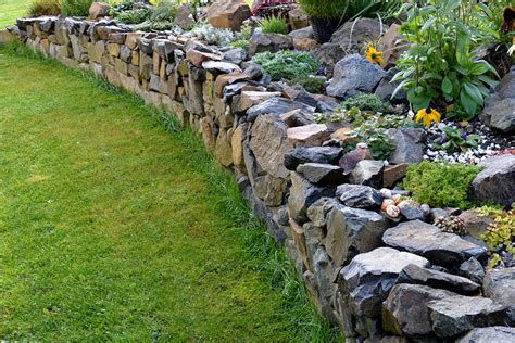 Stone Wall Placement