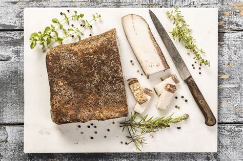 Storing and Using Lardo