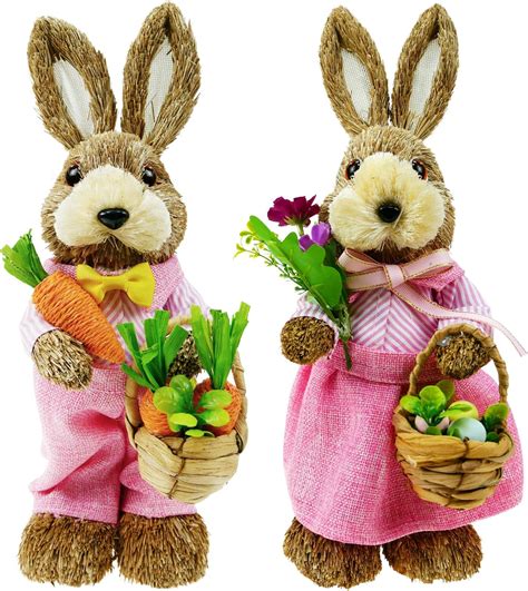 Straw Easter Rabbits