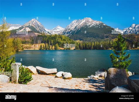 Strbske Pleso lake