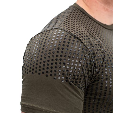 Improve Your Strongman Grip with High-Quality Grip Shirts