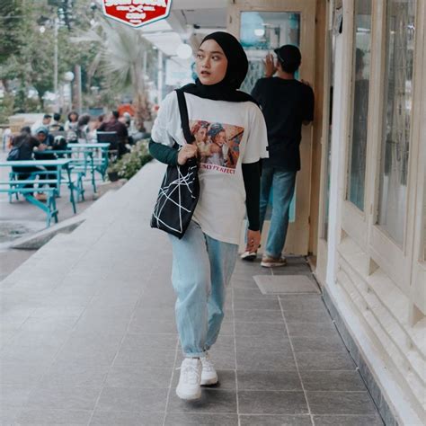 Style Hijab Kaos Pendek