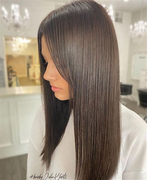 Styling Tips for the Perfect Sleek Straight Look