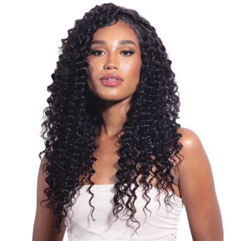 Styling Versatility: Beyond the Basic Deep Wave