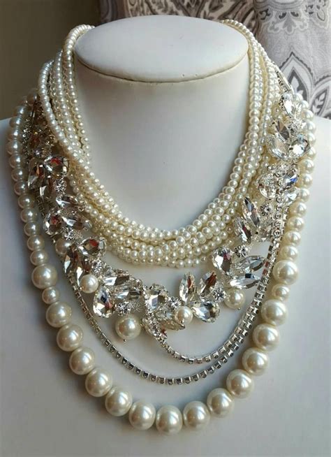 Stylish Pearl Jewelries for All Occasions