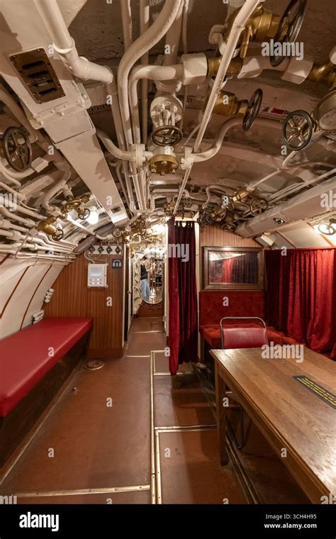 Submarine Lembit interior