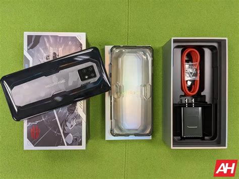 Subtle Hardware Design Changes on the RedMagic 7S Pro